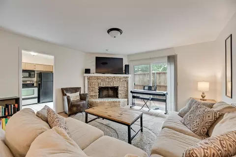 333 Melrose Dr #26D, Richardson, TX 75080