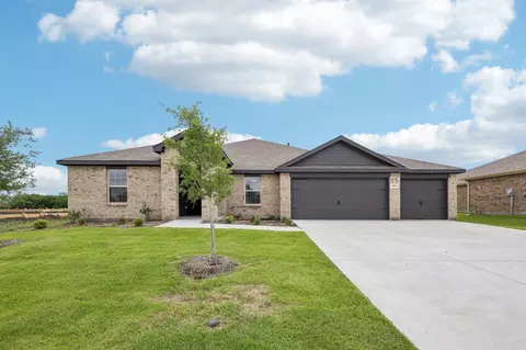 205 Roughrider Trl, Nevada, TX 75173