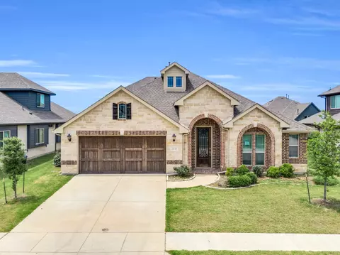 Exterior - 2111 Devonblue Dr, Forney, TX 75126 photo 4 of 4
