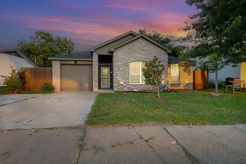3760 Soft Wind Dr, Dallas, TX 75241