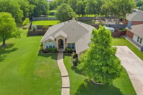 1600 Country Walk Ln, Wylie, TX 75098