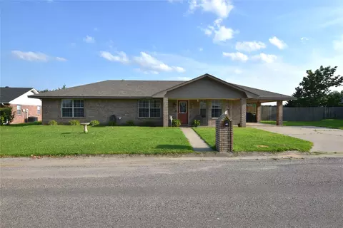 114 Amy Ct, Collinsville, TX 76233