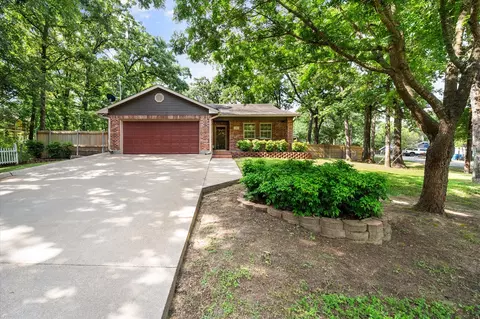 143 Doe Run Rd, Gun Barrel City, TX 75156