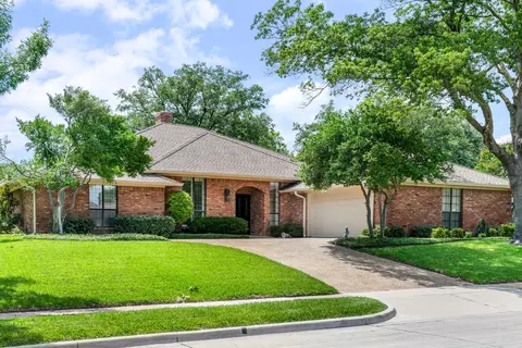 6737 Lake Shore Dr, Garland, TX 75044