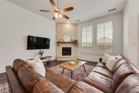 1124 Firecracker Dr, Justin, TX 76247 photo 11