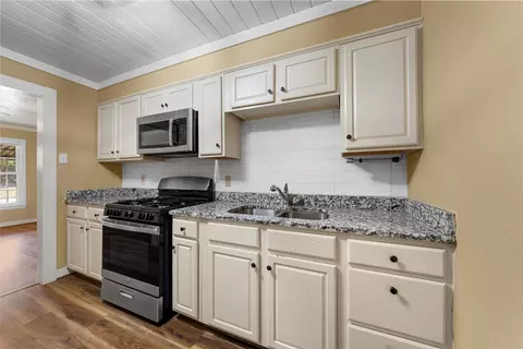 3613 Pine Ave, Waco, TX 76708 photo 8
