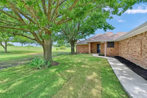 462 Ridgeview Dr, Sherman, TX 75090