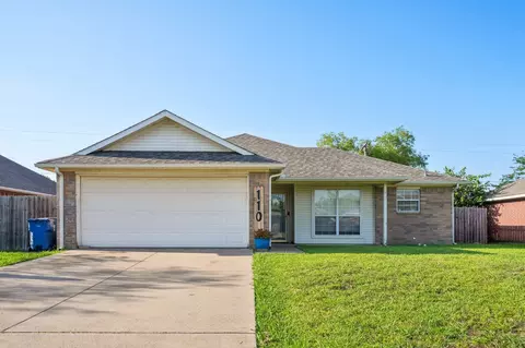 110 Apache Trl, Alvarado, TX 76009