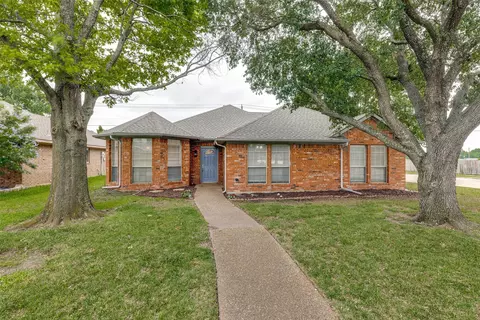 411 Vicki Ln, Wylie, TX 75098