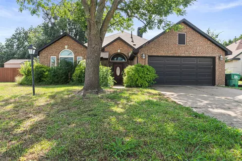 2229 Brooklake St W, Denton, TX 76207