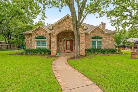 114 Fawn Trl, Graham, TX 76450