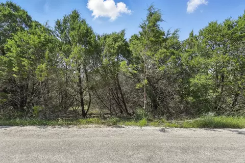 930 Indian Dr, Granbury, TX 76048
