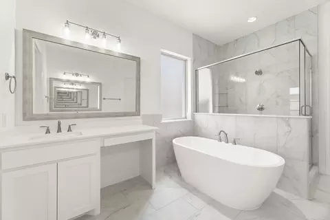 Bath - 1724 Ruby Way, Rockwall, TX 75087 photo 4 of 6