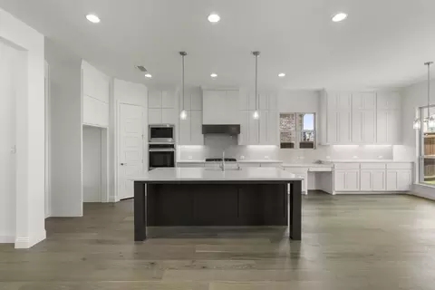 Kitchen - 1724 Ruby Way, Rockwall, TX 75087 photo 3 of 4