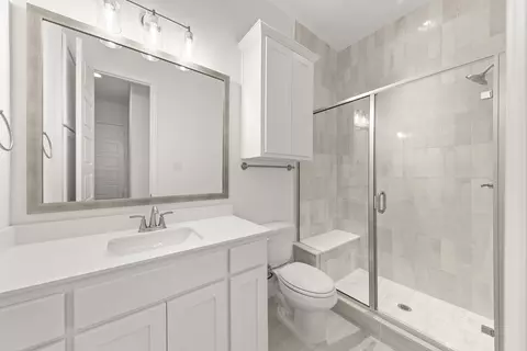 Bath - 1724 Ruby Way, Rockwall, TX 75087 photo 5 of 6