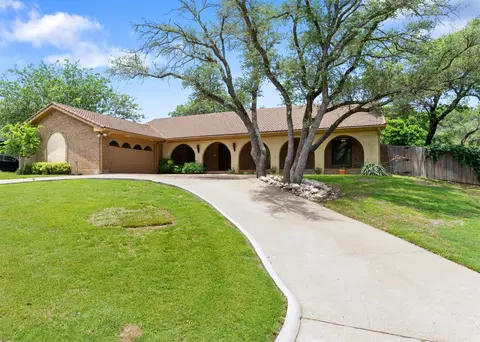 7624 Lake Highlands Dr, Fort Worth, TX 76179