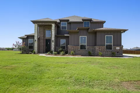 Exterior - 6037 Mango, Sanger, TX 76266 photo 2 of 4
