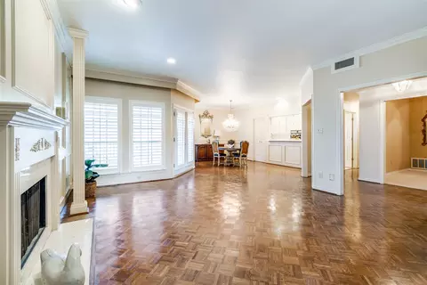 6025 Hillcrest Ave #C2, University Park, TX 75205