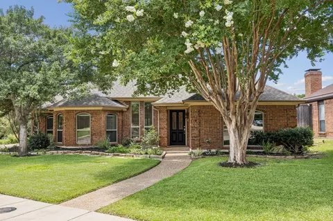18463 Michaelangelo Dr, Dallas, TX 75287