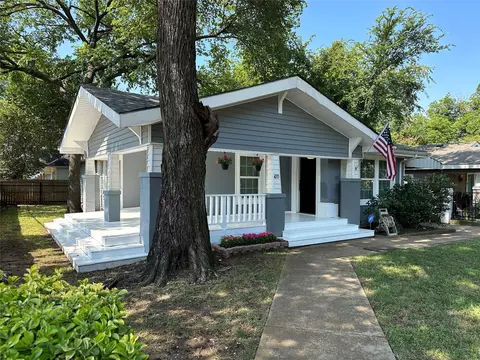 400 W Pembroke Ave, Dallas, TX 75208