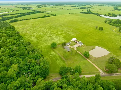 1355 County Road 33100, Sumner, TX 75486
