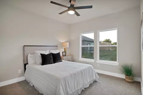 Bedroom - 205 E South St, Itasca, TX 76055 photo 1 of 6