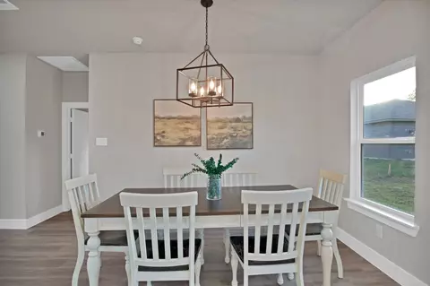 Dining - 205 E South St, Itasca, TX 76055 photo 2 of 2