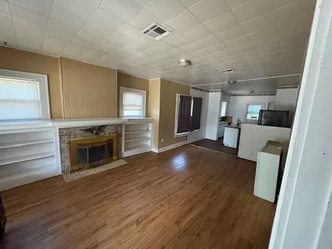 Living - 1806 Live Oak Ave, Waco, TX 76708 photo 1 of 4