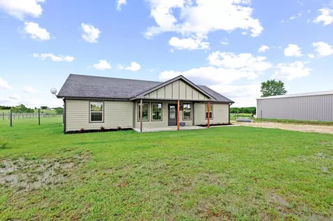 293 Private Road 36008, Honey Grove, TX 75446
