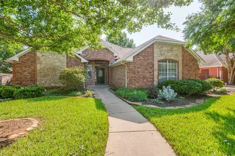 805 Evergreen Ct, Keller, TX 76248