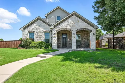 7514 Harbor Drive Dr, Rowlett, TX 75088