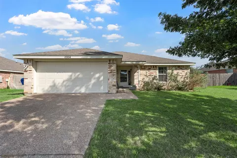 2004 Sabine, Waco, TX 76708