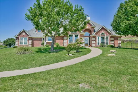2400 Wills Way Dr, Granbury, TX 76049