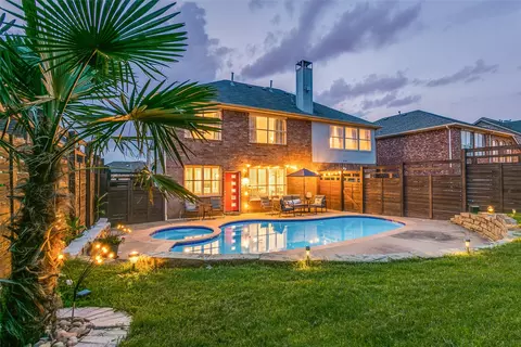 1338 Barclay Dr, Carrollton, TX 75007