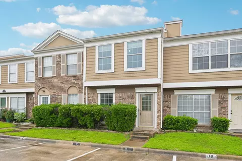 709 Lee St #10, Mesquite, TX 75149