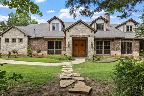 5100 Swisher Rd, Denton, TX 76208
