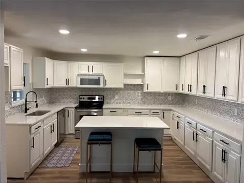 3120 Abbey Cv, Carrollton, TX 75007