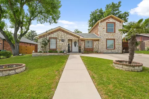 1722 Rose Ln, Mesquite, TX 75149