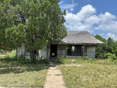 1412 8th St, Goldthwaite, TX 76844
