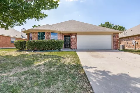 14101 Dream River Trl, Haslet, TX 76052