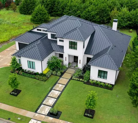 121 Sawgrass Dr, Heath, TX 75032