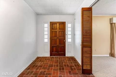 Entry Way - 9347 Highway 3, Plain Dealing, LA 71064 photo 1 of 2