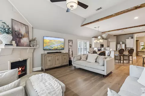 8200 Livingston Ln, Mckinney, TX 75072