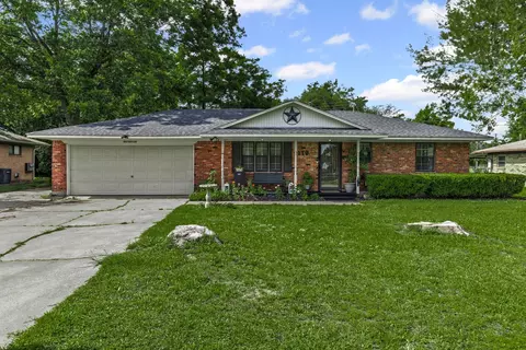 110 Norma Cir, Greenville, TX 75402