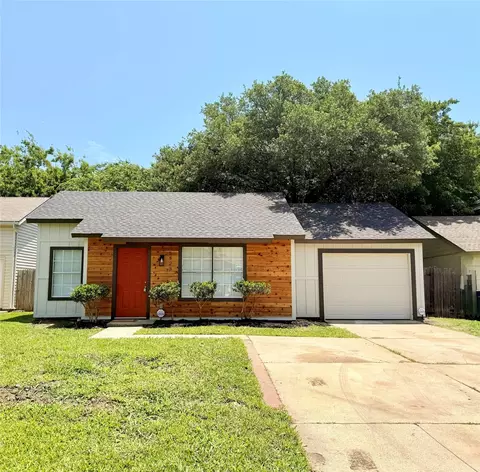 5523 Safari Trl, Arlington, TX 76018