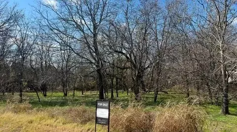 5517 Mercedes Cir, Granbury, TX 76048