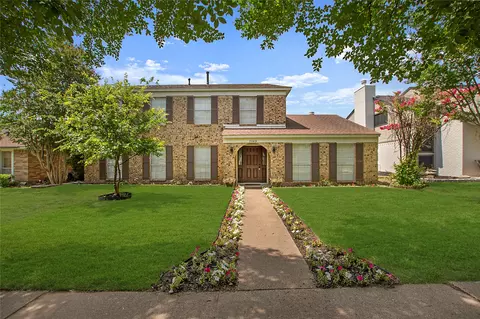 7202 Bayberry Ln, Dallas, TX 75249