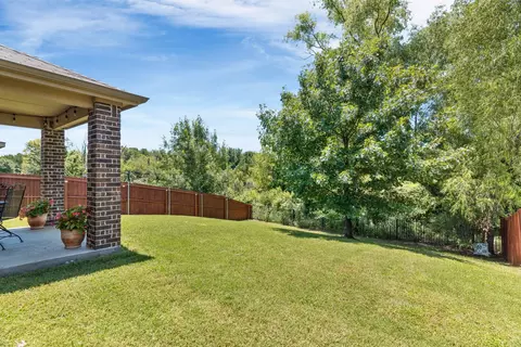 1104 Cheyenne Dr, Aubrey, TX 76227