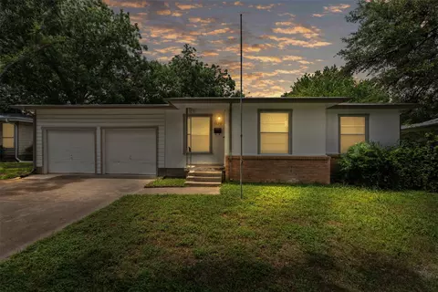 5029 Monette St, Haltom City, TX 76117