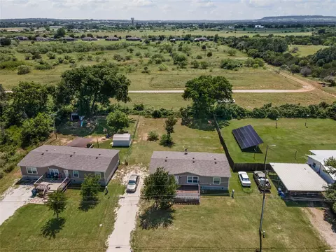 6108 Big Horn Dr, Granbury, TX 76048
